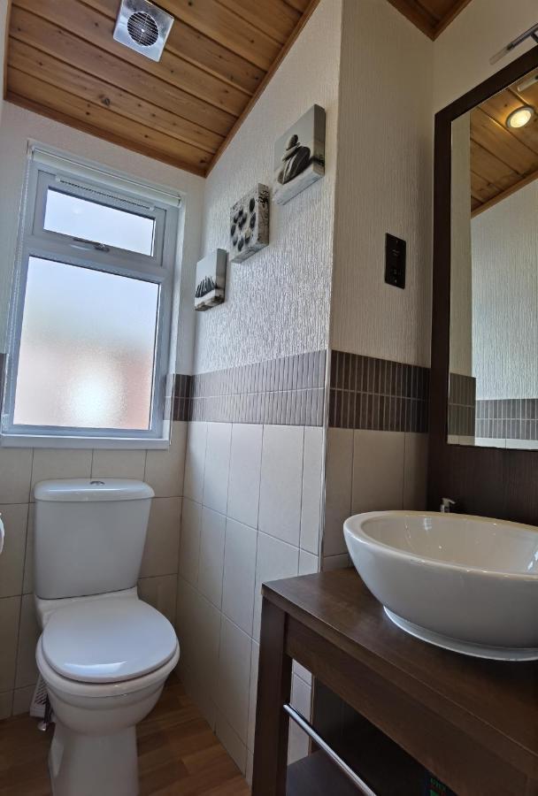 Bonnie Banks Lodge Ardlui Ngoại thất bức ảnh
